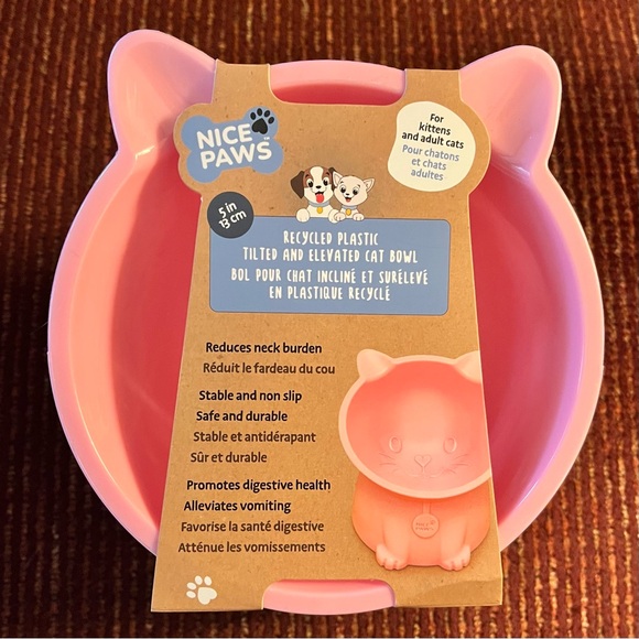 Cat Food Bowl - Tilted and Elevated - Picture 3 of 8